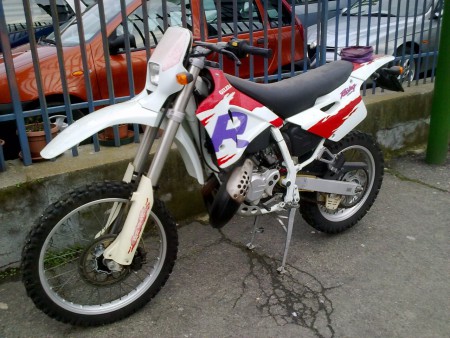 GILERA  125   AVVIAMENTO ELETTRICO 2 TEMPI   ANNI 90  PERFETTA  DA VERO AMATORE A EURO  2900